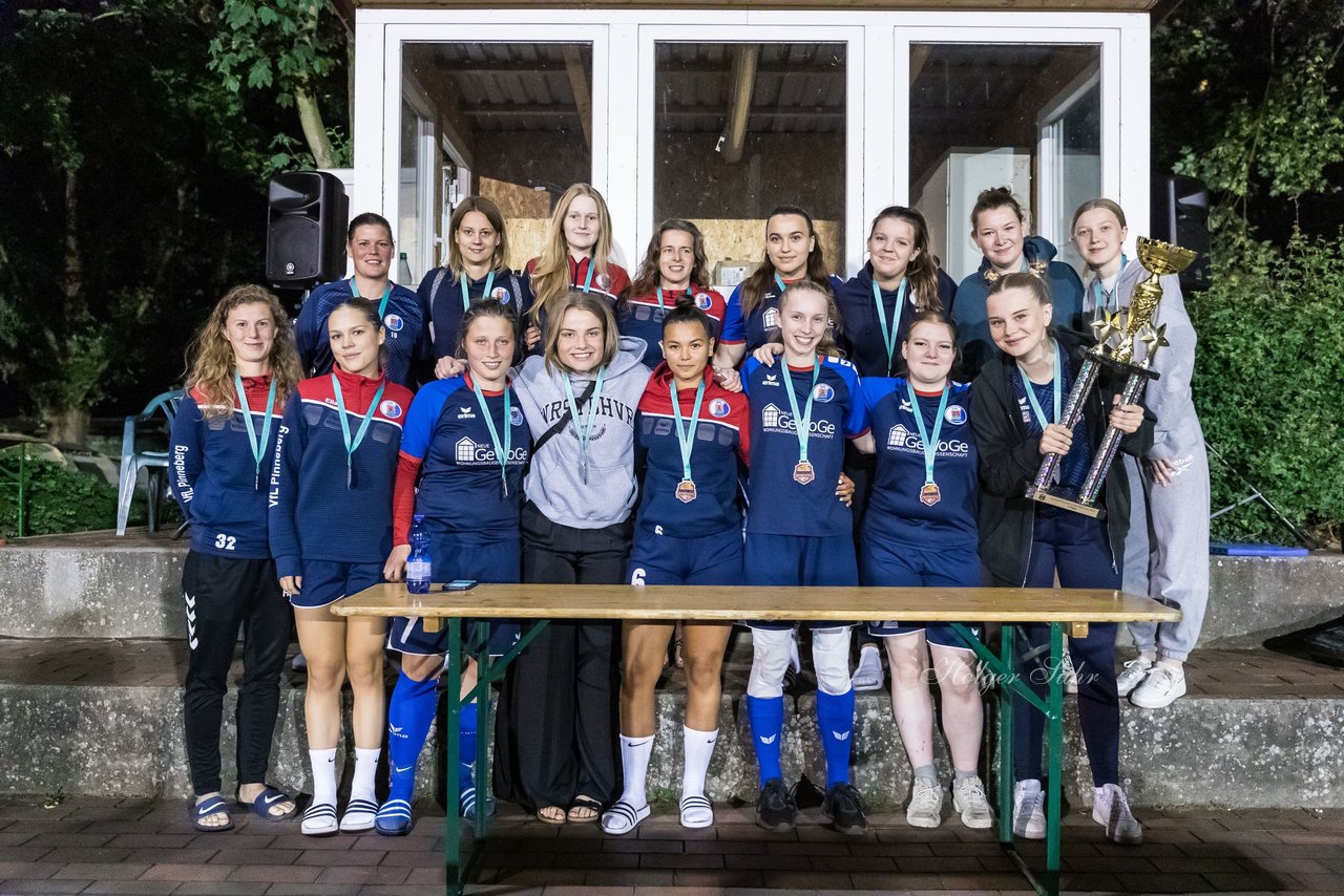 Bild 100 - Loewinnen Cup